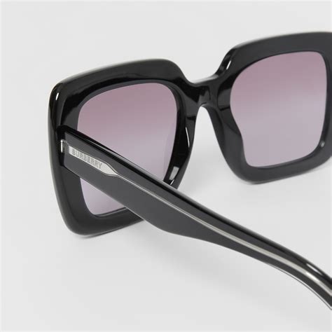 women's Burberry sunglasses